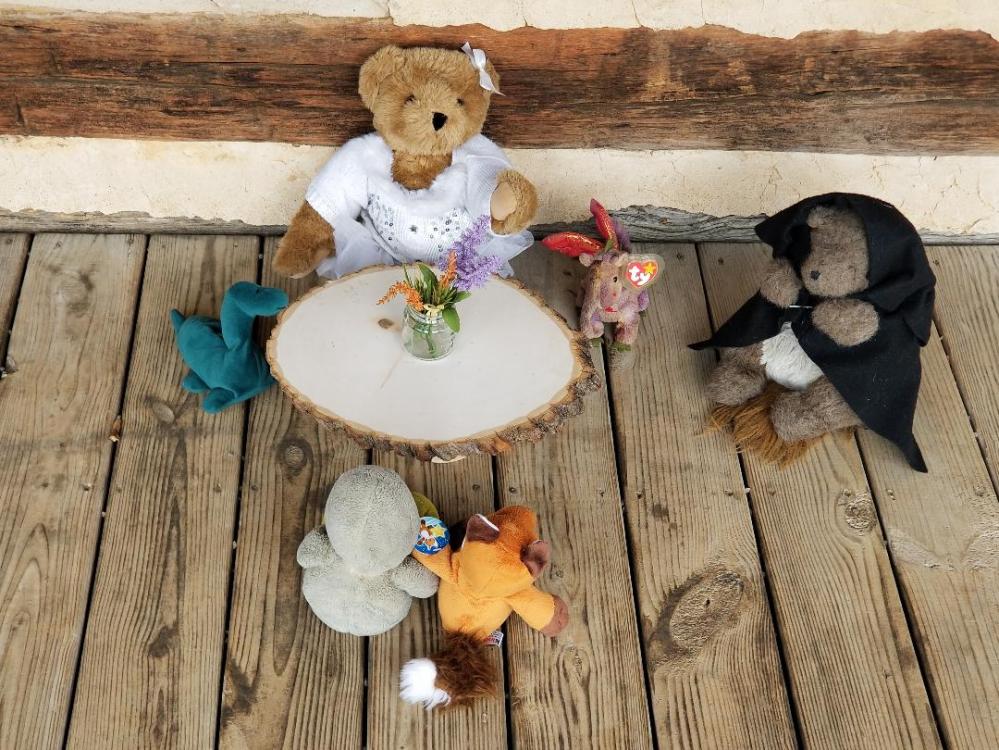 Council Meeting Treehouse - Zombie Post # 10